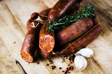 Cargar imagen en el visor de la galería, Chorizo sarta picante cortado